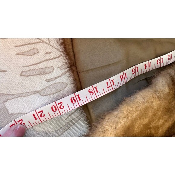 Mink Fur Wrap/ Shawl - Picture 10 of 13